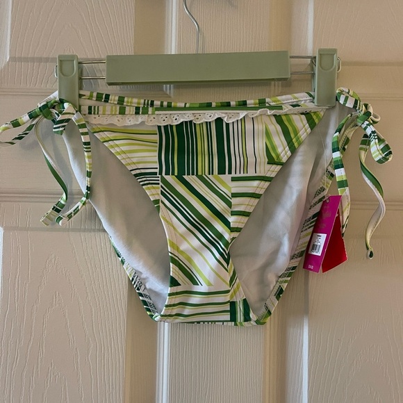 Candies bikini bottoms • NWT • Women’s large - Picture 1 of 3